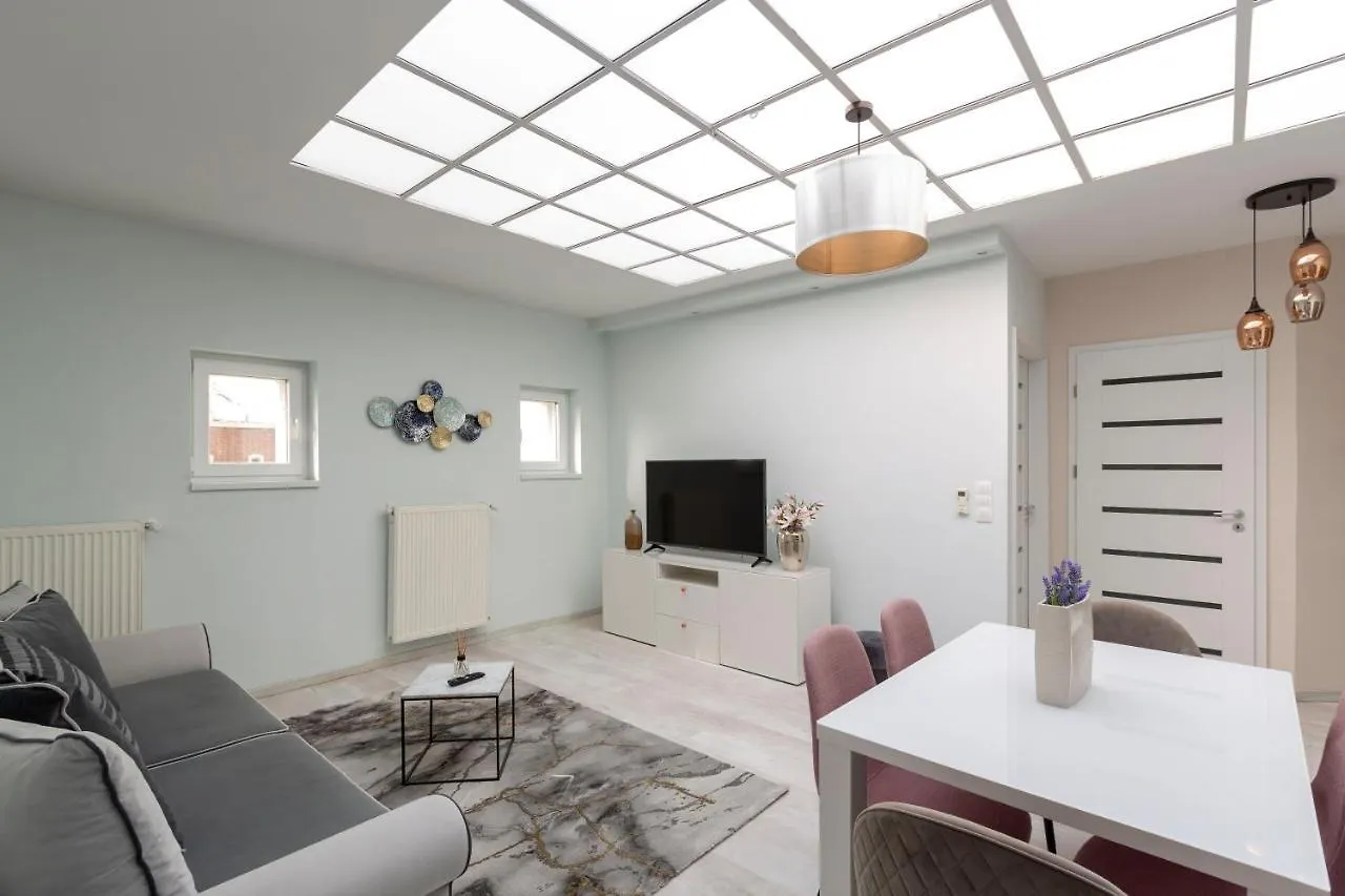 Luxurious Karoly Apartment In The Heart Of Budapešť