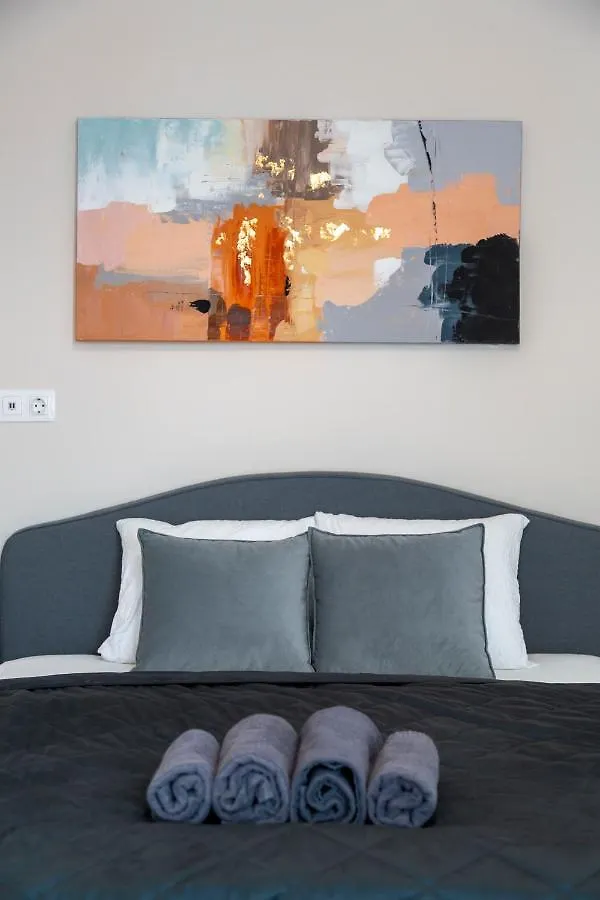 Luxurious Karoly Apartment In The Heart Of Budapešť